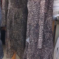 -30% Дълга рокля в леопардов принт с леко прозрачни ръкави , снимка 4 - Рокли - 39644072
