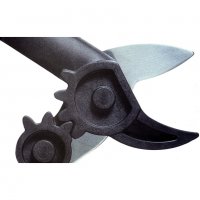 Ножица Fiskars градинска за клони ф 35 мм, 387 мм, PowerGear L31, снимка 2 - Градински инструменти - 34020803