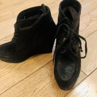 Оригинални обувки CALVIN KLEIN естествена кожа, снимка 2 - Дамски ежедневни обувки - 32186833