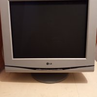 Монитор   LG 17" F700B, снимка 11 - Монитори - 44497254