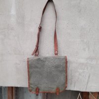 Стара брезентова чанта #10, снимка 1 - Антикварни и старинни предмети - 40538760