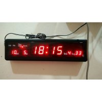 Електронен часовник 4 в 1 с дигитален дисплей, аларма, календар и термометър, снимка 3 - Друга електроника - 30927119