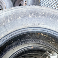 265/65 r17 гуми за джип свалени от нисан патфаиндер , снимка 1 - Гуми и джанти - 44587259