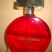 Парфюм на Very Woman, снимка 1 - Дамски парфюми - 29916703