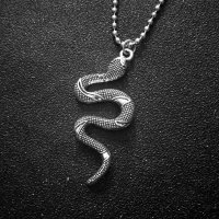 Колие със змия, снимка 2 - Колиета, медальони, синджири - 37565251
