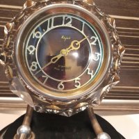 Стар механичен часовник-Маяк, снимка 3 - Антикварни и старинни предмети - 30991541