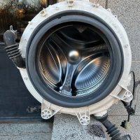 Продавам уникално запазен казан + барабан за пералня Whirlpool 6-th sense 7kg, снимка 1 - Перални - 39662566