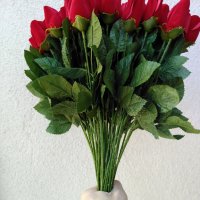 Изкуствени цветя-рози червени плюш, снимка 9 - Изкуствени цветя - 32013481