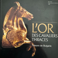 L'Or des cavaliers thraces: Trésors de Bulgarie Колектив, снимка 1 - Специализирана литература - 44792486