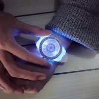 Ново!!! Светещ LED часовник с кварцов механизъм., снимка 3 - Други - 34139584