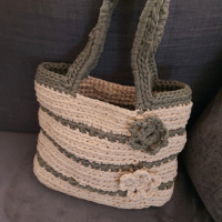 Нова плетена чанта, снимка 1 - Чанти - 44535420