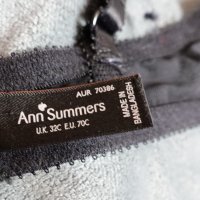 Ann Summers 70C дантелен сутиен в черно и сатен, снимка 8 - Бельо - 36613248