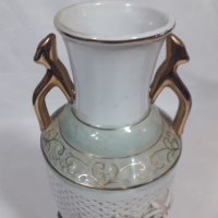 Ажурна порцеланова ваза с позлата ръчна изработка, снимка 1 - Вази - 34519469