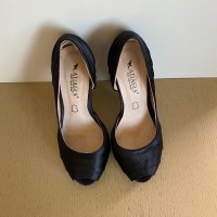Високи черни токчета, снимка 4 - Дамски обувки на ток - 30753178