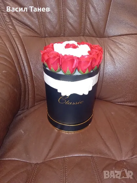 Кутия от вечни сапунени рози, снимка 1