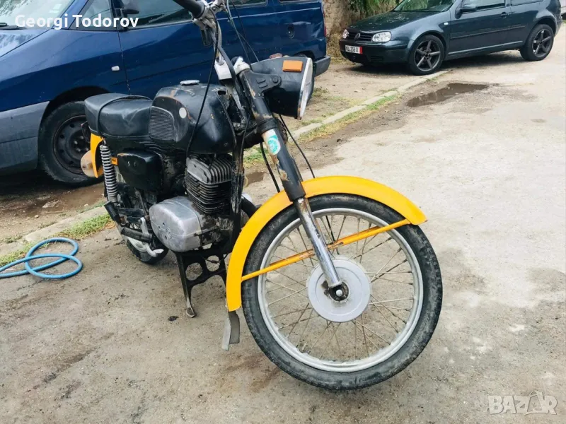 Чз мотоциклет в оригинален вид. Без документи и не е пален скоро! , снимка 1