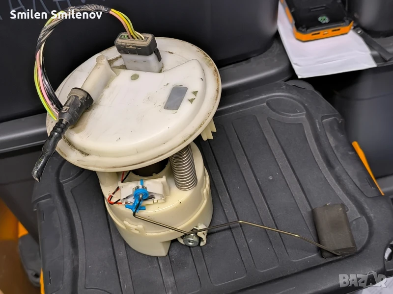 Бензинова помпа за Citroen C5 Bosch почти нова, снимка 1