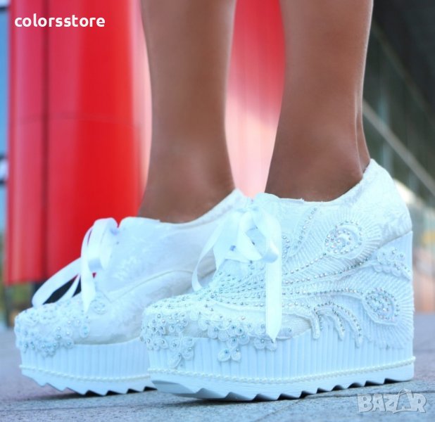 Обувки на платформа - бели - P710-13, снимка 1