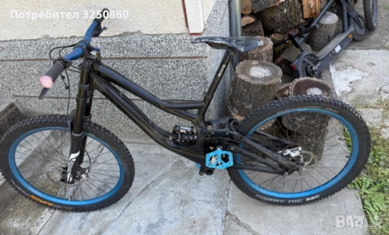 Specialized demo downhill 26 мекица, снимка 1