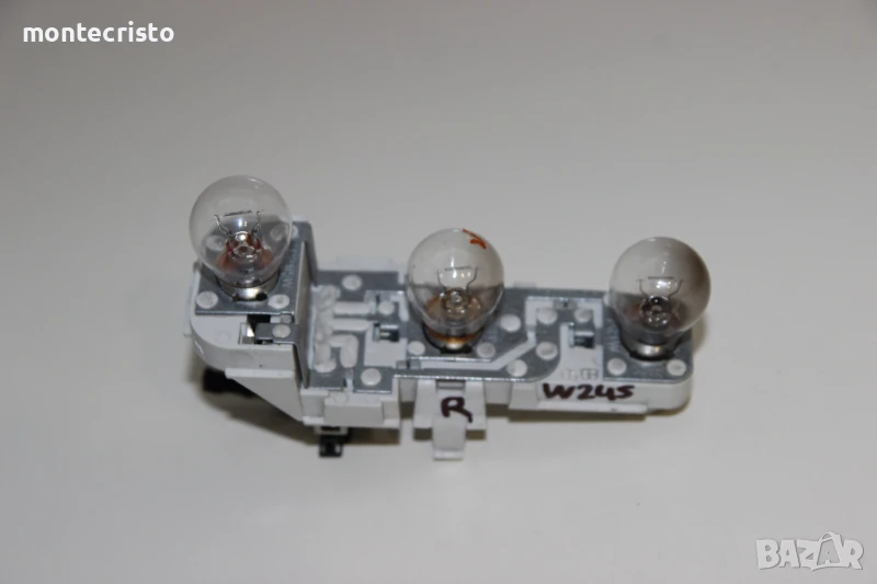 Дясна платка стоп Mercedes W245 B-Class (2005-2011г.) десен ламподържач A1698200377, снимка 1