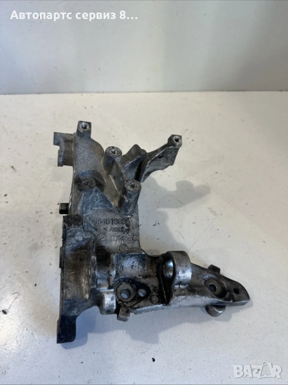 Citroen DS4 стойка алтернатор държач 9684613880 оригинална, 1.6 HDi, 2011 г, снимка 1