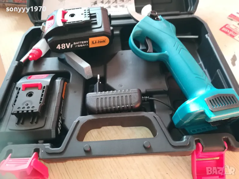 ЛОЗАРСКИ НОЖИЦИ LI-ION BATTERY X2+CHARGER 0602251151, снимка 1