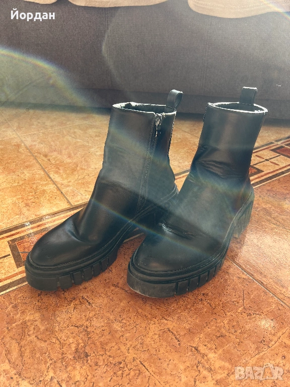 Дамски кожени боти 39 номер, снимка 1