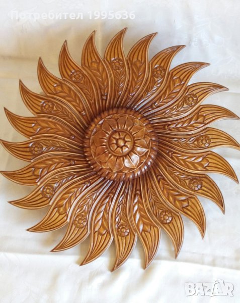 Дърворезба, розета (слънце), украса за таван или стена, снимка 1