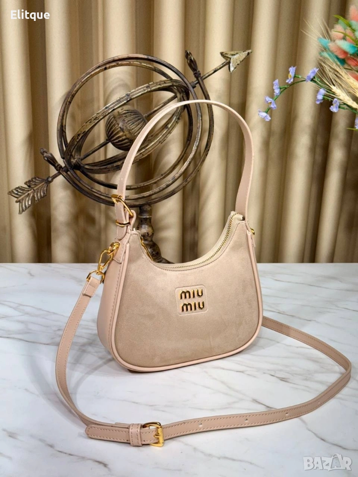чанти MIU MIU - Crossbody ↔️ 22 cm ☘️ ↕️ 13 cm 🌸 , снимка 1