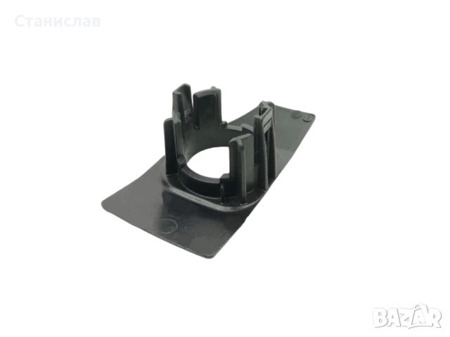 Държач на сензор за парктроник за Audi Q3 8U, снимка 2 - Части - 50687142