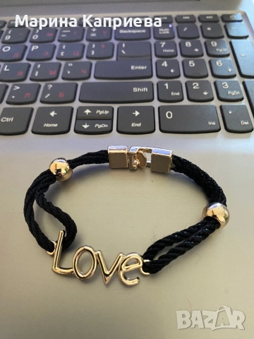 Нова гривна “Love”