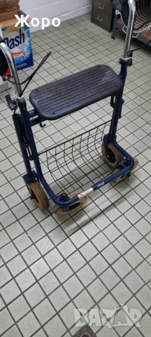 Ролатор/Проходилка за възрастни/Помощна количка