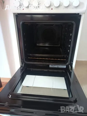 Свободностояща готварска печка + котлони - Finlux, снимка 3 - Печки, фурни - 56184303