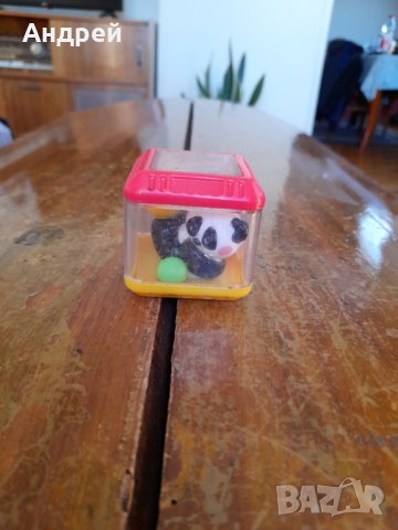 Стара играчка Панда