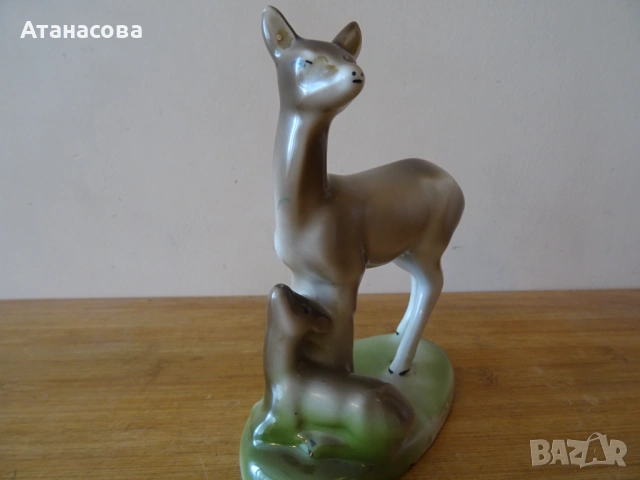 Порцеланова фигура Сърнички ИЗИДА 1960 г Сърна Сърни , снимка 3 - Декорация за дома - 54320773