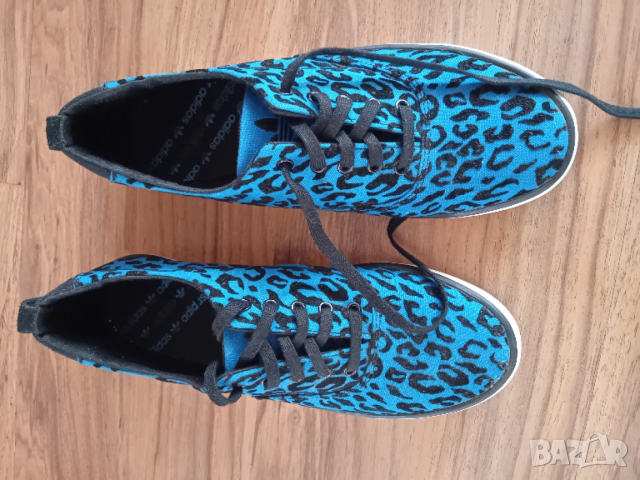 Adidas оригинални дамски UK 38 2/3, снимка 2 - Кецове - 52964158