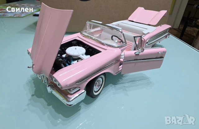 Модел на Ford Edsel мащаб 1:18, снимка 4 - Колекции - 53128890