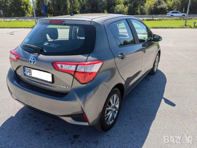 Toyota yaris hybrid , снимка 5 - Автомобили и джипове - 51884792
