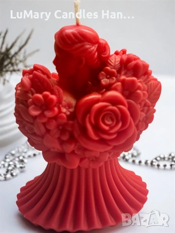 Свещ” Червената дама”