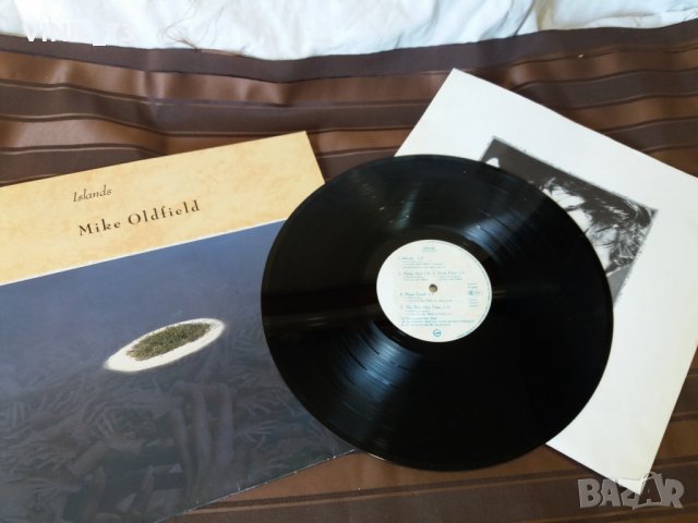 Mike Oldfield ‎– Islands, снимка 3 - Грамофонни плочи - 30503935
