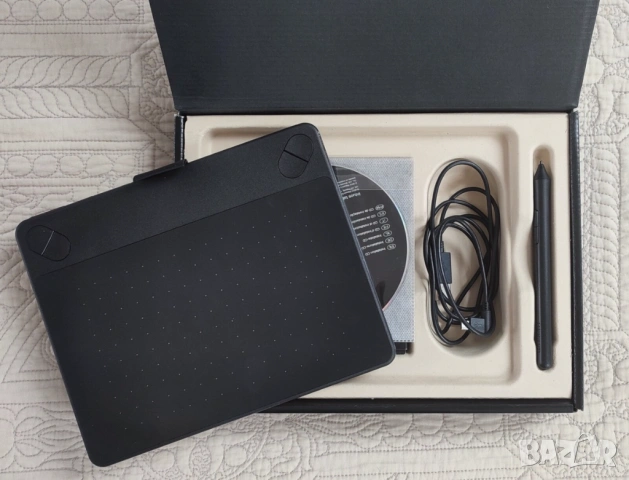 Графичен таблет Wacom Intuos Pen & Touch S, Черен