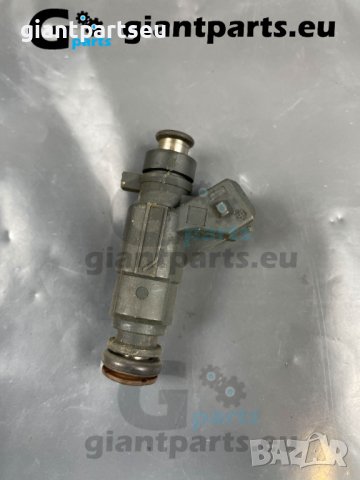 Бензинови дюзи за Порше Кайен Porsche Cayenne 4.5L ,  0280156101, снимка 3 - Части - 40194071