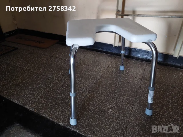 Стол за баня без облегалка , снимка 3 - Инвалидни колички - 56531348