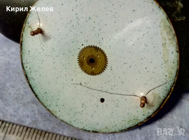 ПОРЦЕЛАНОВ ЦИФЕРБЛАТ с РИМСКИ ЦИФРИ на ЧАСОВЕТЕ и АРАБСКИ за СЕКУНДИТЕ от СТАР ДЖОБЕН ЧАСОВНИК 49635, снимка 4 - Антикварни и старинни предмети - 48561618