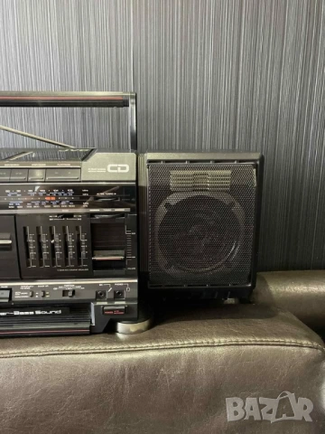 JVC-PCV2  VINTAGE RETRO BOOMBOX радио касетофон, снимка 4 - Радиокасетофони, транзистори - 54016392