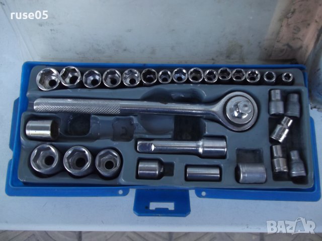 Комплект тресчотка с 27 бр. вложки и удължител, снимка 3 - Гедорета - 42628338