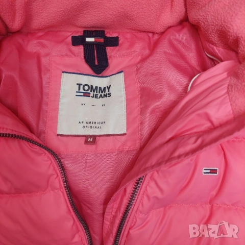 Пухено яке TOMMY JEANS DW0DW08588 размер S- М, снимка 10 - Якета - 52627682
