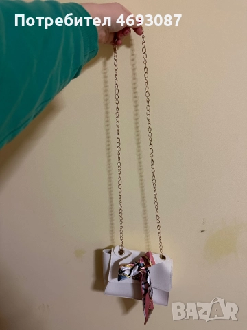 Дамска чанта, снимка 3 - Чанти - 52907056