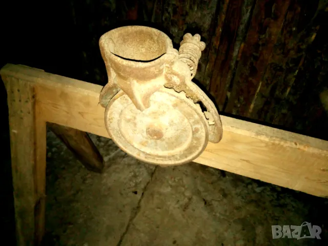 Стара роначка за царевица