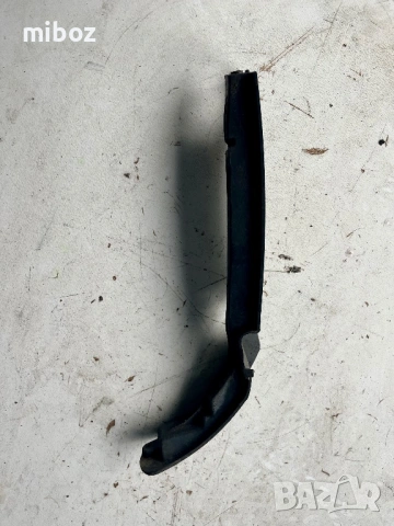 Държач предна броня Фолксваген Пасат VW Passat b6